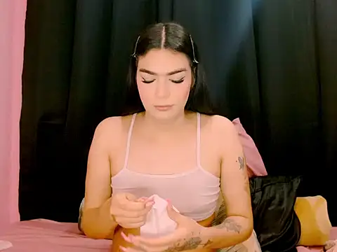 Snapshot of _crystal23_ chatting on January 10, 2026, 3:52 am crystal23 online show from January 10, 2026, 3:52 am