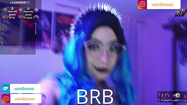 vainilla doll online show from December 16, 2025, 1:21 am