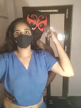 00USER online show from November 23, 2025, 6:41 pm