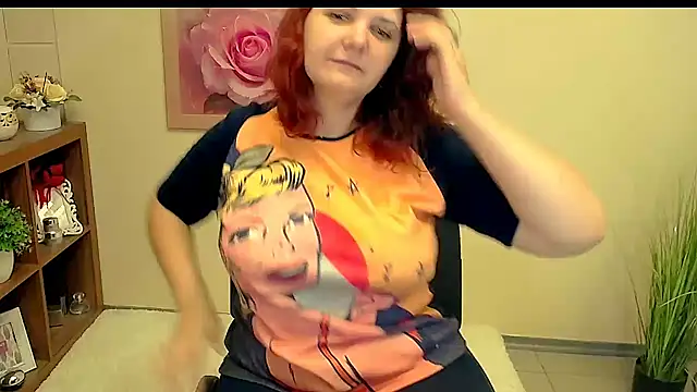 TwoBigSuns online show from September 15, 2025, 12:49 pm