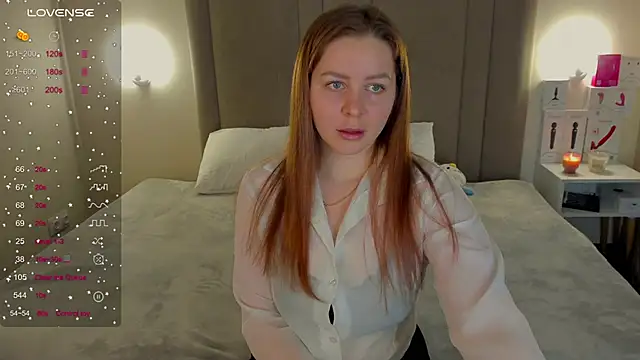 MikaBloom online show from February 2, 2026, 1:48 am