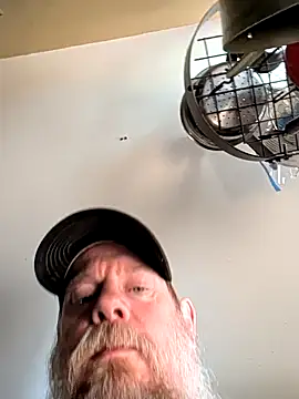 Snapshot of sizableunicorn7 chatting on May 13, 2026, 9:11 pm sizableunicorn7 online show from May 13, 2026, 9:11 pm