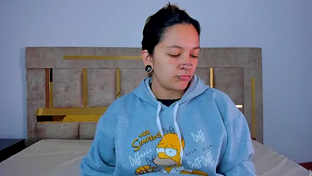 Snapshot of Kitty_ravee chatting on September 10, 2025, 12:49 pm Kitty ravee online show from September 10, 2025, 12:49 pm