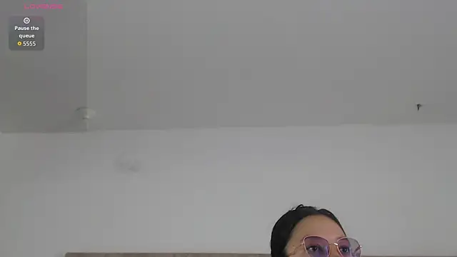 Snapshot of Kitty_ravee chatting on September 23, 2025, 2:09 pm Kitty ravee online show from September 23, 2025, 2:09 pm