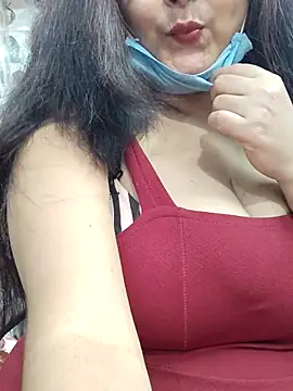 nisha 1110 online show from September 9, 2025, 1:43 pm