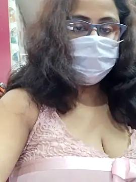 nisha 1110 online show from September 18, 2025, 1:57 pm