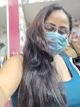 nisha 1110 online show from November 20, 2025, 1:44 pm