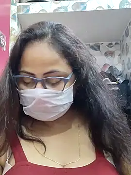 Snapshot of nisha_1110 chatting on April 28, 2026, 2:44 pm nisha 1110 online show from April 28, 2026, 2:44 pm