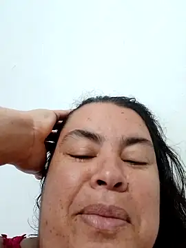 yaneth  online show from September 9, 2025, 1:38 am