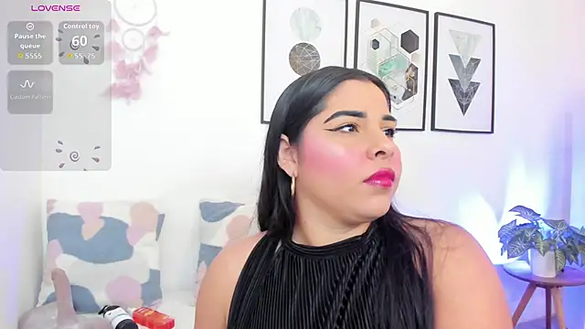 yunna7 online show from October 21, 2025, 11:33 am