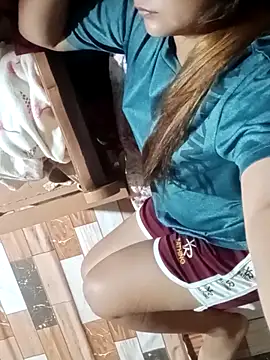 yuana25 online show from February 23, 2026, 2:14 pm