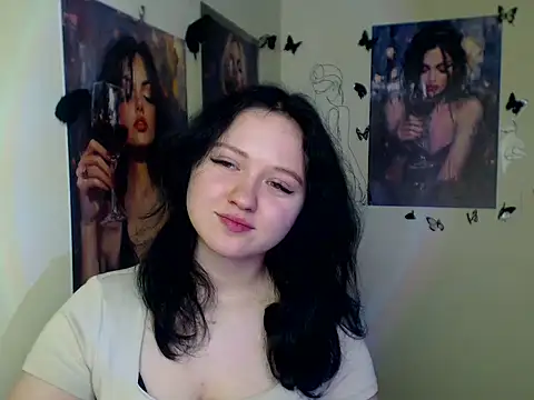 LadyAlice  online show from December 16, 2025, 7:35 am