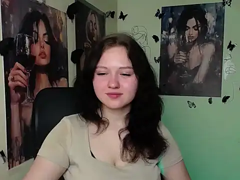 LadyAlice  online show from April 1, 2026, 5:41 am