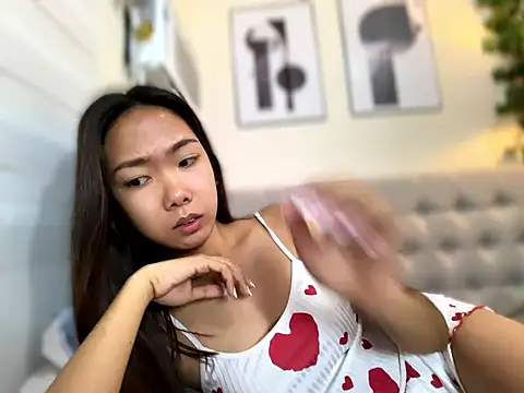 Snapshot of Sluttgwen69 chatting on May 7, 2026, 5:40 pm Sluttgwen69 online show from May 7, 2026, 5:40 pm