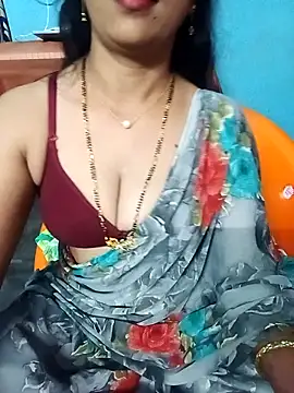 hotsana79 online show from November 27, 2025, 6:37 am