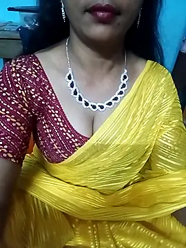 hotsana79 online show from December 3, 2025, 6:10 am