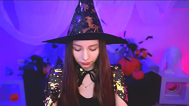 JulieDaniel online show from October 27, 2025, 5:11 am