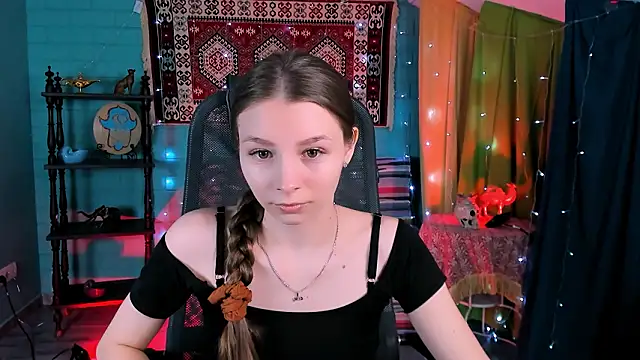 JulieDaniel online show from February 3, 2026, 8:08 am