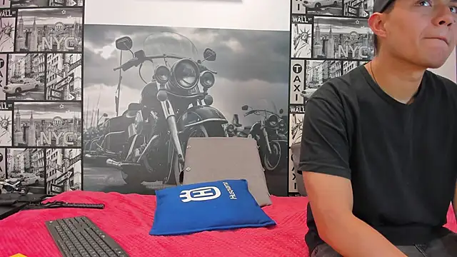 Light Haze online show from October 30, 2025, 4:41 pm