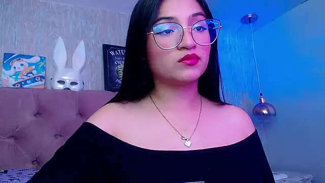 laurenelove online show from November 16, 2025, 3:34 am