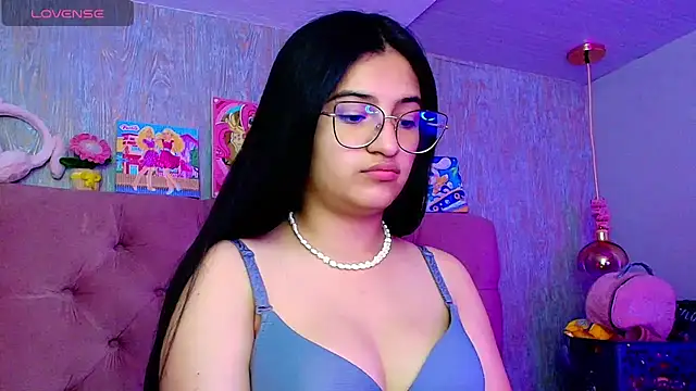 laurenelove online show from January 11, 2026, 5:12 am