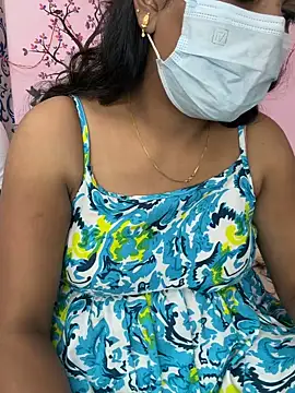 Lovlycouple1 online show from December 21, 2025, 4:36 pm