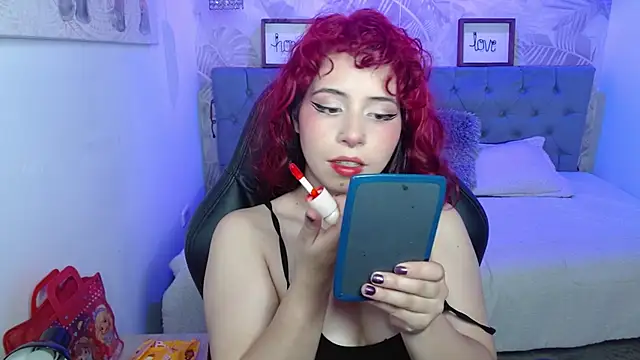 Lily tk online show from October 22, 2025, 3:29 am