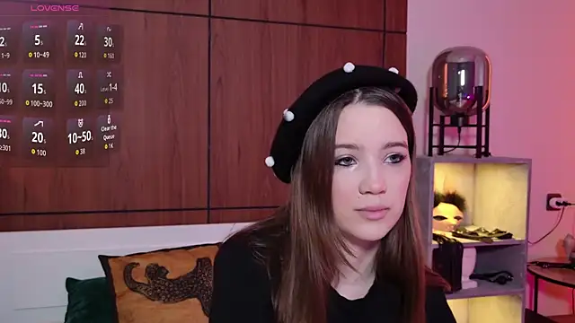 Alison kisss online show from March 17, 2026, 4:21 pm