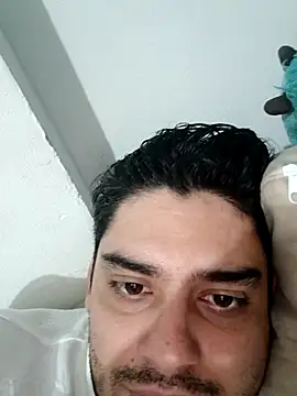 fromero27 online show from January 8, 2026, 4:37 am