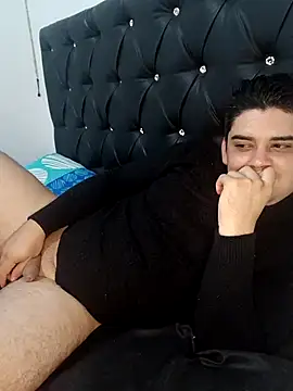 fromero27 online show from May 2, 2026, 10:59 pm