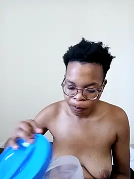 Sexy Dymme online show from October 8, 2025, 12:47 pm