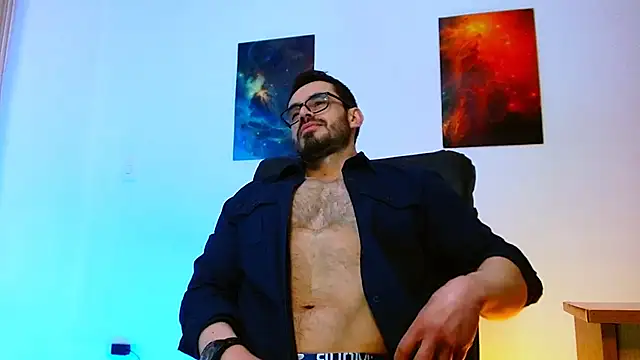 Snapshot of Axel_Lover chatting on March 9, 2026, 11:09 pm Axel Lover online show from March 9, 2026, 11:09 pm