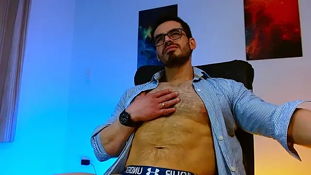 Snapshot of Axel_Lover chatting on March 24, 2026, 11:10 pm Axel Lover online show from March 24, 2026, 11:10 pm