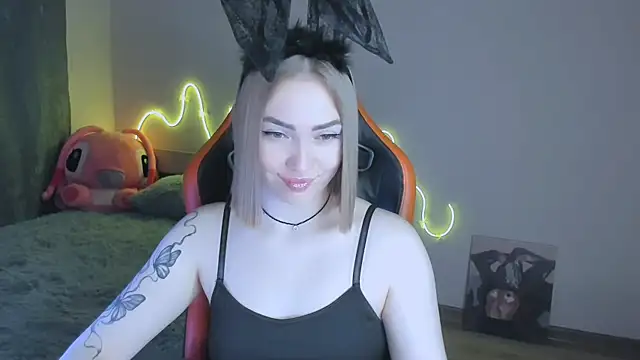 LaraKrein lk online show from January 5, 2026, 9:18 pm