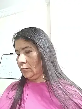 Snapshot of kiraGeiner chatting on September 30, 2025, 10:59 pm kiraGeiner online show from September 30, 2025, 10:59 pm