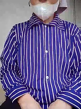 phlin1 online show from June 5, 2026, 2:18 am