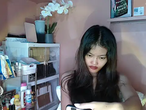 skinny gracie online show from October 5, 2025, 1:53 pm