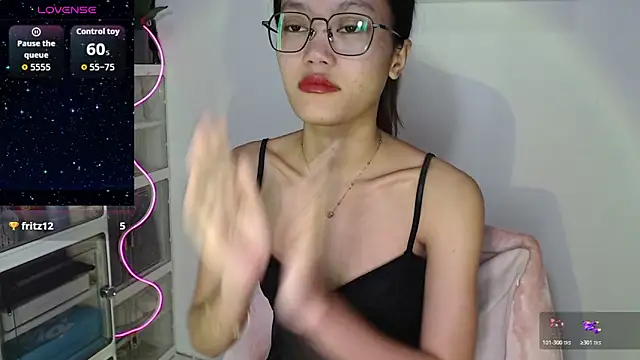 skinny gracie online show from April 7, 2026, 10:09 pm