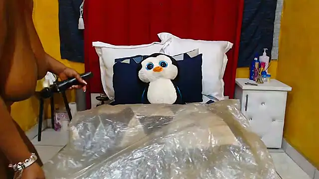 Candycrush2555 online show from September 24, 2025, 8:28 am