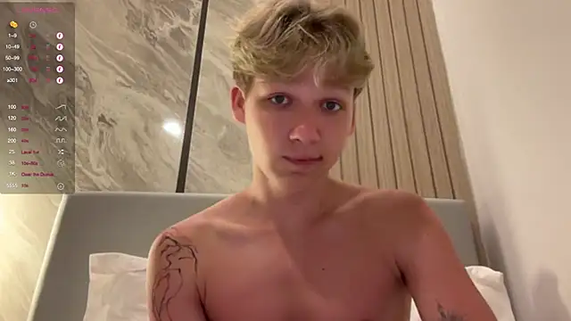 Snapshot of walter_cute chatting on March 19, 2026, 5:39 pm walter cute online show from March 19, 2026, 5:39 pm