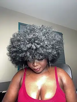 WomanNextdoor1 online show from April 18, 2026, 9:57 am