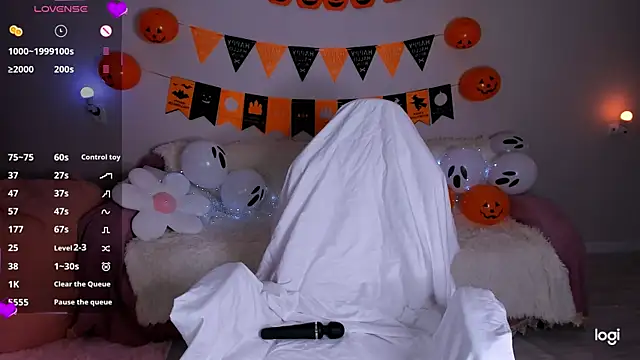 Snapshot of Momo_Ayase_ chatting on October 30, 2025, 2:18 pm Momo Ayase online show from October 30, 2025, 2:18 pm