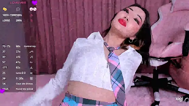 Snapshot of Momo_Ayase_ chatting on November 13, 2025, 3:33 pm Momo Ayase online show from November 13, 2025, 3:33 pm