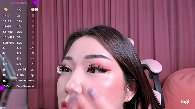 Snapshot of Momo_Ayase_ chatting on November 16, 2025, 2:44 pm Momo Ayase online show from November 16, 2025, 2:44 pm