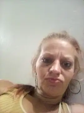 IrishGoddess69247 online show from November 11, 2025, 7:03 pm