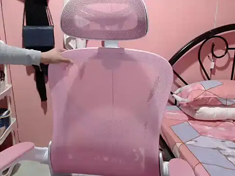 Snapshot of Wynxx chatting on October 2, 2025, 9:16 am Wynxx online show from October 2, 2025, 9:16 am