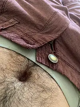 MuzzyFacing online show from September 9, 2025, 9:09 am