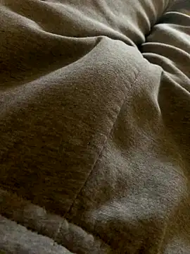 MuzzyFacing online show from November 23, 2025, 11:54 am