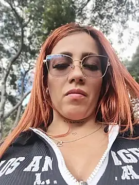 Snapshot of Alis_xxx chatting on July 6, 2026, 9:17 pm Alis xxx online show from July 6, 2026, 9:17 pm