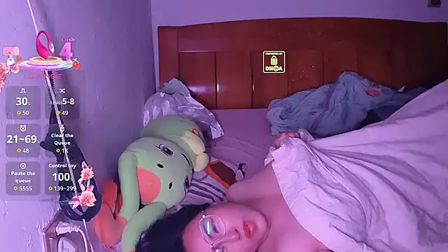 Liqinqin online show from September 13, 2025, 9:47 pm